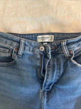Abercrombie & Fitch Skinny Ankle Medium Blue Denim Jeans - High Rise 0 XS